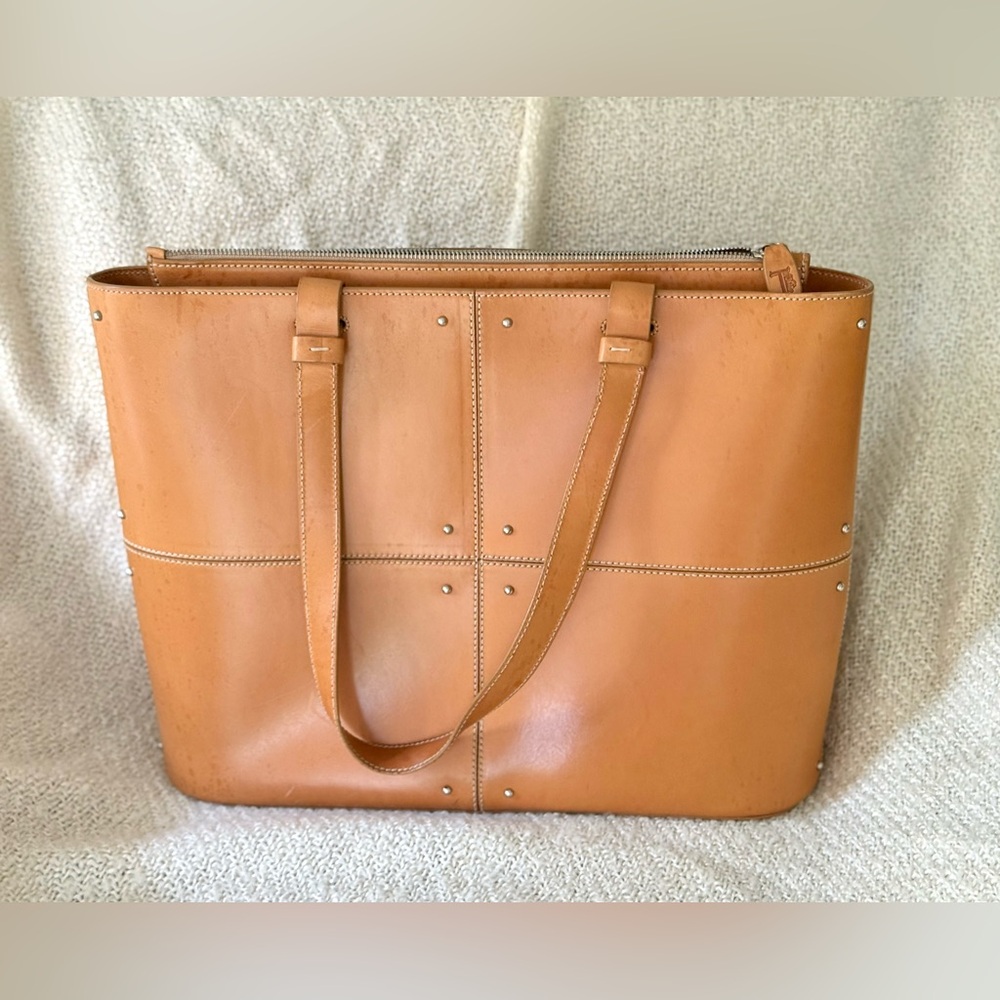 Tods Tan Leather Handbag Bag
